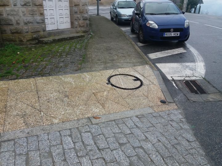 Humanización y formación de beirarrúas no entorno da igrexa de San Pedro de Tenorio.